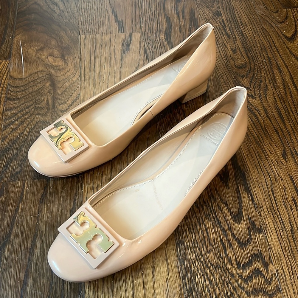 Torry Burch Signature Logo Patent Leather Pumps